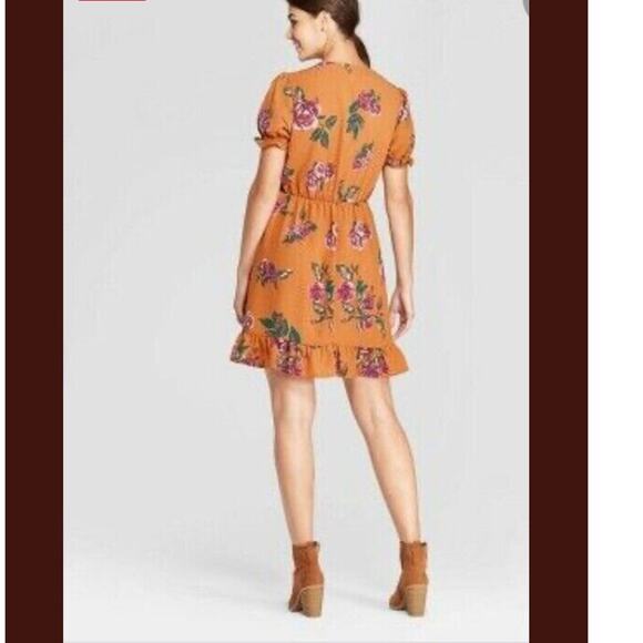 NWT Xhiliration Boho Mustard Yellow Tan Floral Tunic Dress Size Medium - Picture 2 of 6